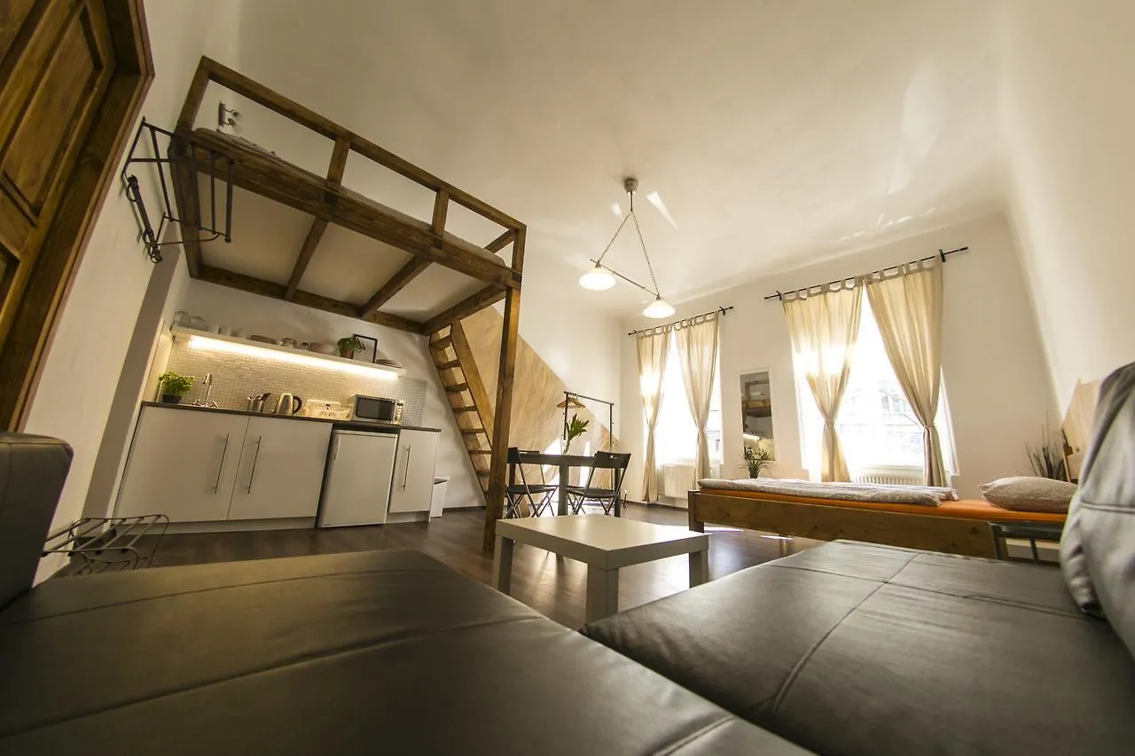 Freedom Rooms & Apartments Czech Republic
