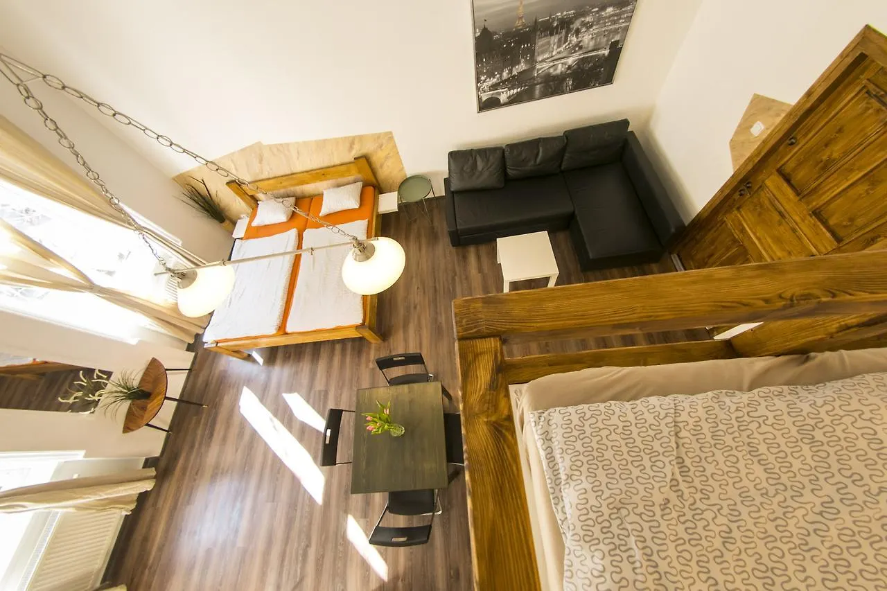 Freedom Rooms & Apartments