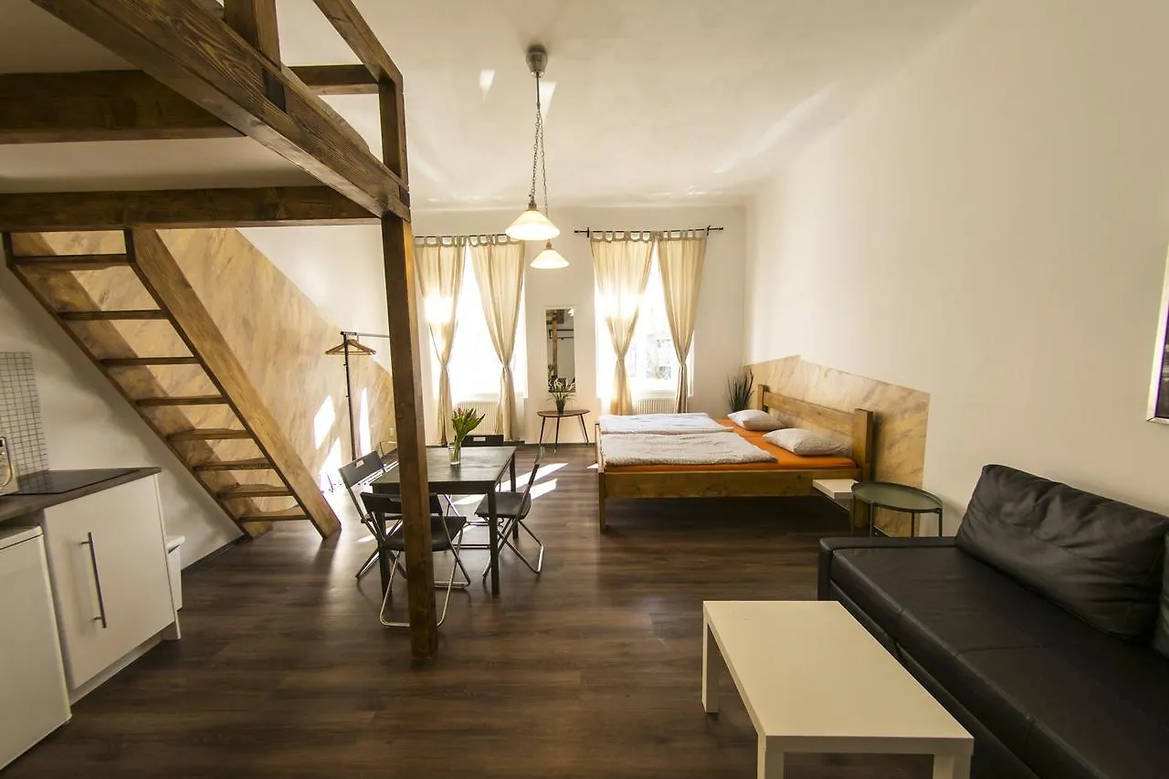 Freedom Rooms & Apartments  Prague