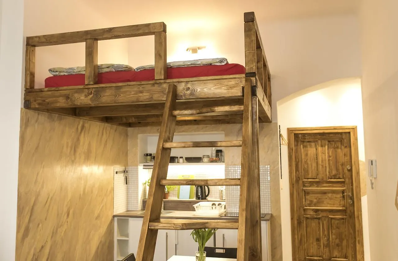 Freedom Rooms & Apartments