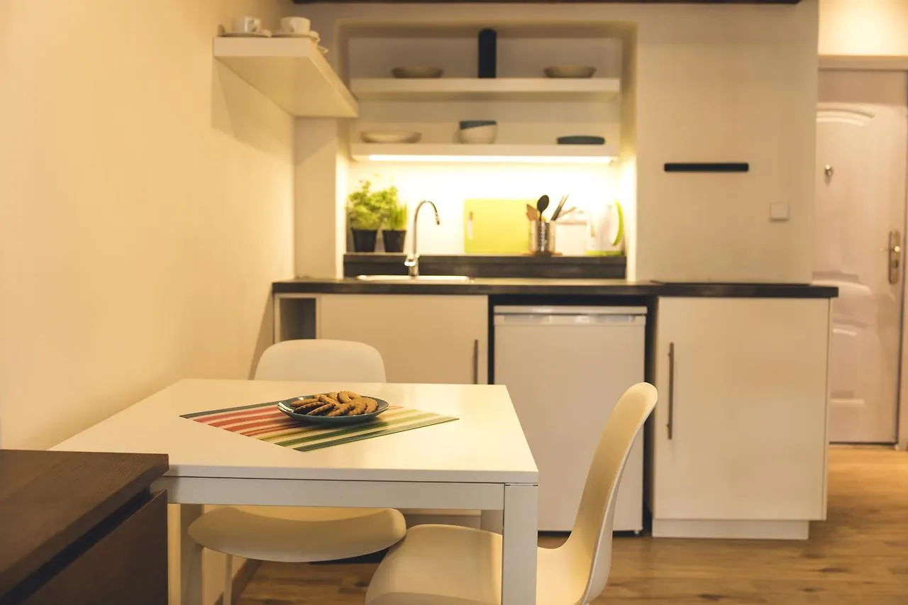 Freedom Rooms & Apartments